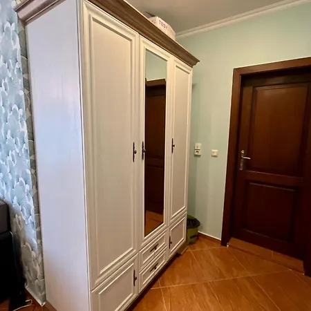 Apartment Helios Near Sea